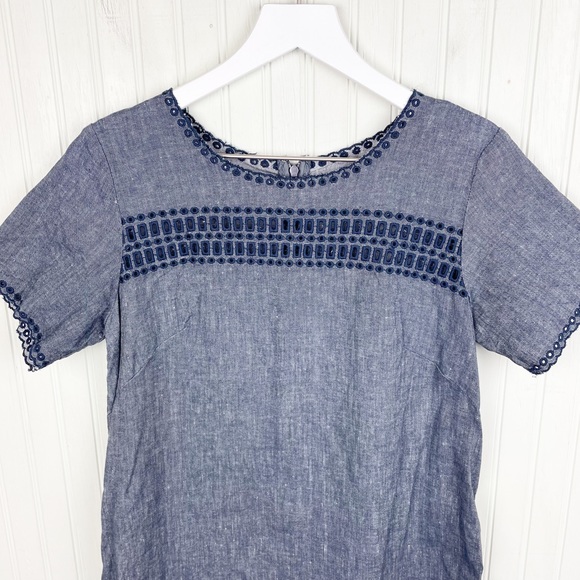Ann Taylor Blue Chambray Shift Dress Size 4 Embroidered Eyelet Linen Cotton Boho - Picture 6 of 9